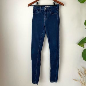 Levis 720 High Rise Super Skinny Stretch Deep Blue Jeans Size 24 Women’s